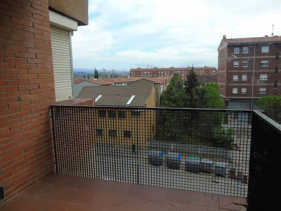Foto 1 de Venta de piso en Estadi-Horta Vermella-Santa Anna de 4 habitaciones con terraza y garaje