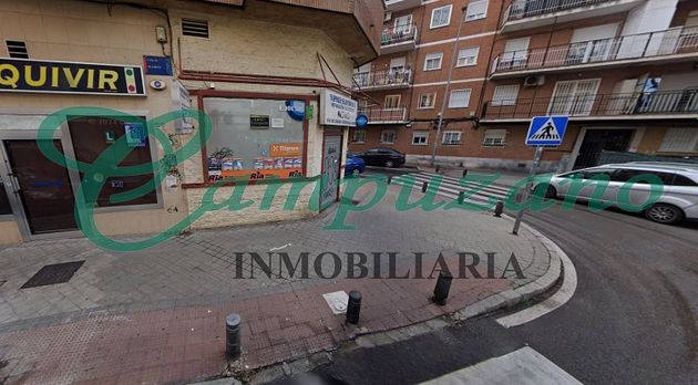 Foto 1 de Local en venda a calle De Madrid de 100 m²