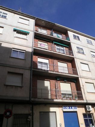 Foto 1 de Pis en venda a Villarrobledo de 3 habitacions amb terrassa