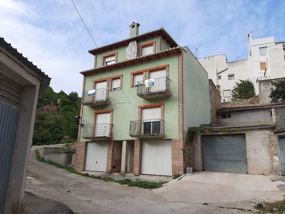 Foto 1 de Casa en venta en vía Eras Pantano de 3 habitaciones con terraza y garaje