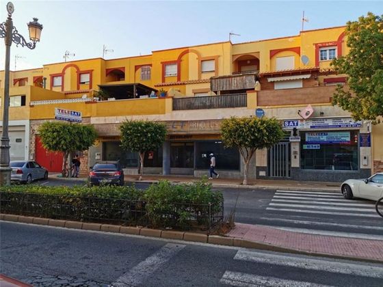 Foto 2 de Local en venda a Carretera Mojonera – Cortijos de Marín de 358 m²