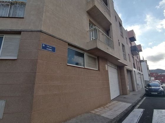 Foto 1 de Piso en venta en El Sobradillo - El Llano del Moro de 4 habitaciones con terraza y garaje