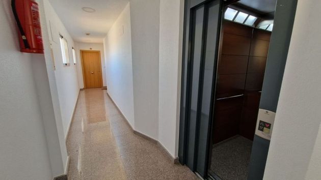 Foto 2 de Venta de piso en Fuente Alamo de 3 habitaciones con ascensor