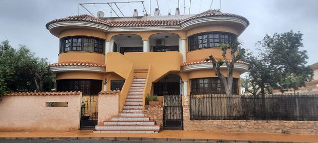 Foto 1 de Piso en venta en El Algar de 2 habitaciones con terraza y piscina