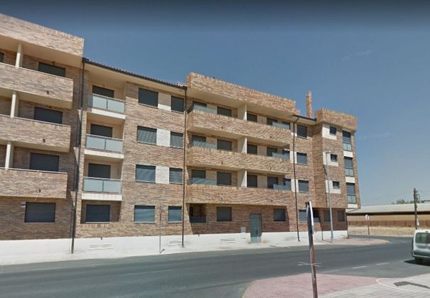 Foto 1 de Piso en venta en Fuensalida de 1 habitación con terraza y piscina