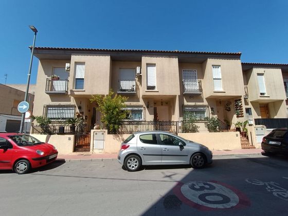 Foto 1 de Casa adossada en venda a Torres de Cotillas (Las) de 4 habitacions amb terrassa i piscina