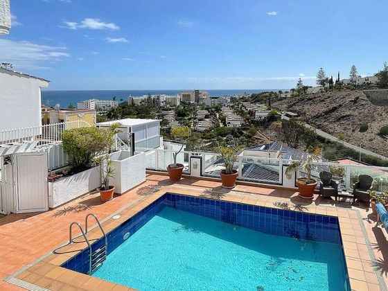 Foto 1 de Casa adossada en venda a San Agustín - Bahía Feliz - Playa del Águila de 4 habitacions amb terrassa i piscina