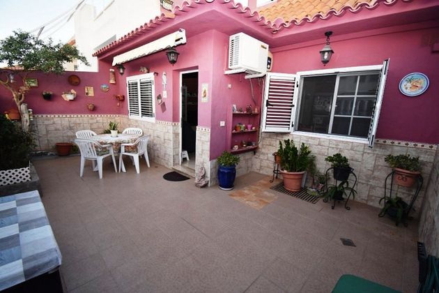 Foto 1 de Casa en venta en Arguineguín de 3 habitaciones con terraza y balcón