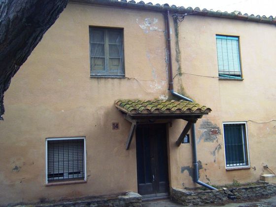 Foto 1 de Casa rural en venda a barrio Del Bergada de 4 habitacions amb jardí