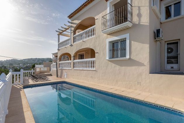 Foto 2 de Xalet en venda a Partides comunes - Adsubia de 5 habitacions amb terrassa i piscina