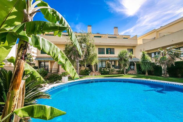 Foto 2 de Casa en venda a Arenal de 4 habitacions amb terrassa i piscina