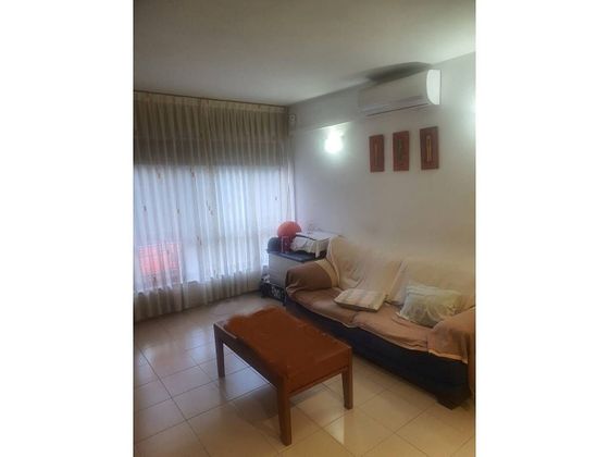 Foto 1 de Venta de piso en calle Salvador Espriu de 2 habitaciones con garaje y aire acondicionado