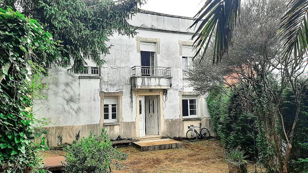 Foto 1 de Xalet en venda a calle Vilar de 6 habitacions amb garatge i jardí