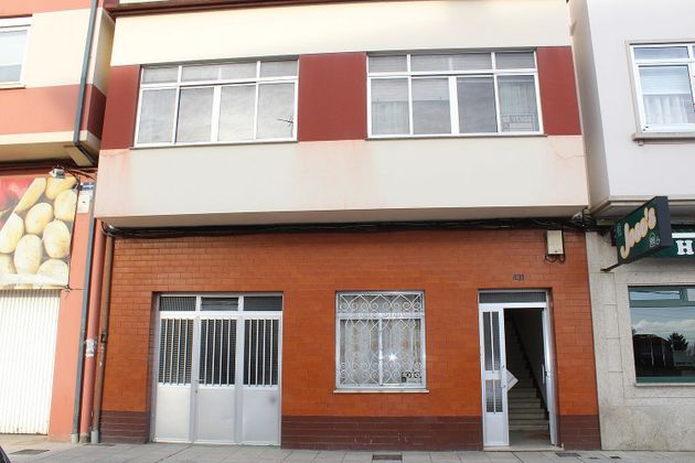 Foto 1 de Casa adossada en venda a carretera De Catabois de 3 habitacions amb garatge i jardí
