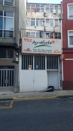 Foto 2 de Edifici en venda a calle Monte Faro de 870 m²