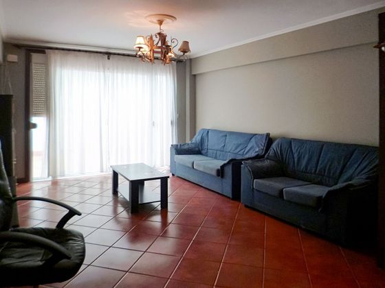 Foto 2 de Pis en venda a calle Ramón María Aller de 2 habitacions amb terrassa i calefacció