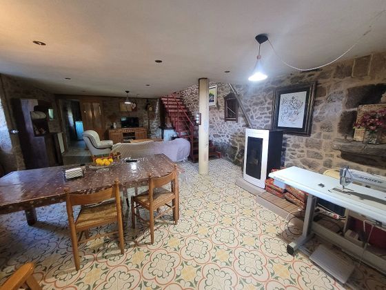Foto 2 de Casa en venda a calle As Quintas de 4 habitacions amb garatge i jardí