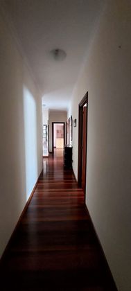 Foto 2 de Pis en venda a calle Curros Enriquez de 4 habitacions amb garatge i jardí