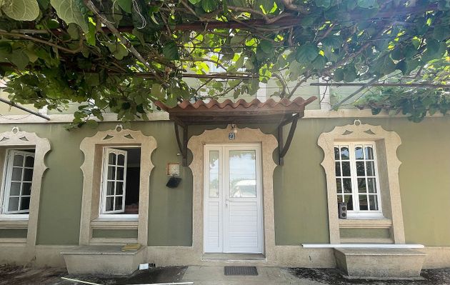 Foto 1 de Casa en venda a calle Aldea de Sombreu Ac de 5 habitacions amb garatge i jardí