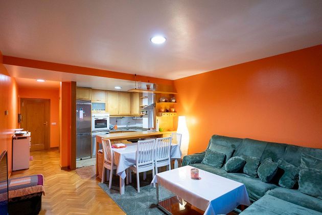 Foto 2 de Dúplex en venta en calle Monserrat de 3 habitaciones con garaje y calefacción