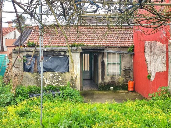 Foto 2 de Casa adossada en venda a calle Choeira de 2 habitacions amb jardí