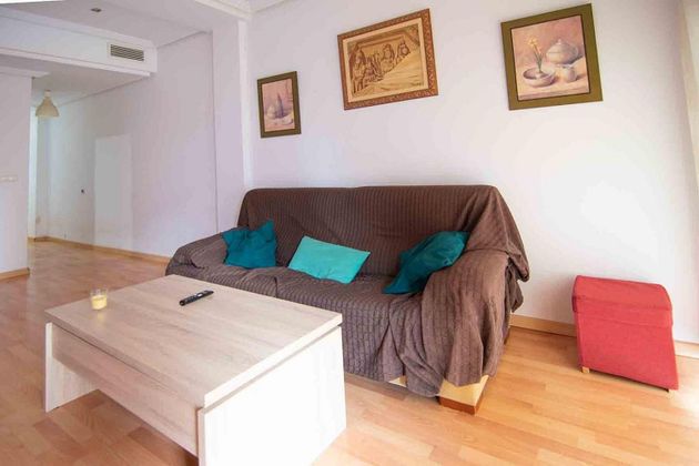 Foto 2 de Pis en venda a San Isidro (Alicante/Alacant) de 3 habitacions amb terrassa i garatge