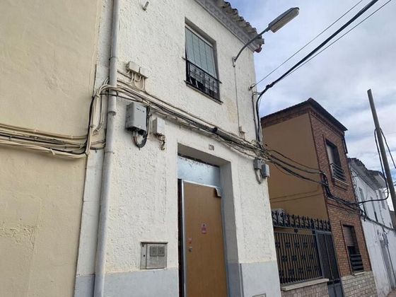 Foto 1 de Casa adossada en venda a Corral de Almaguer de 4 habitacions i 210 m²