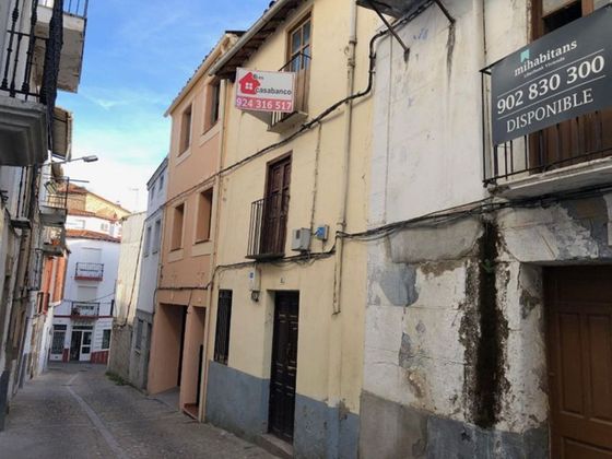 Foto 1 de Casa adossada en venda a Jaraíz de la Vera de 7 habitacions i 309 m²