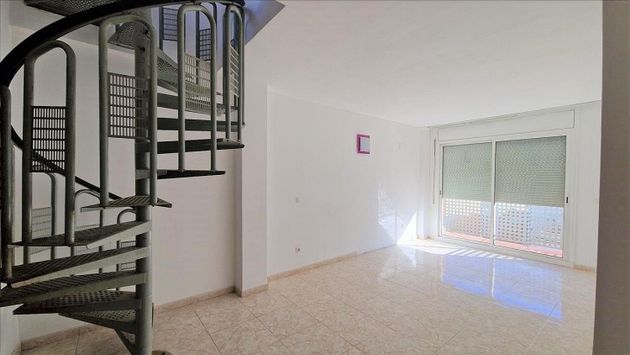 Foto 1 de Piso en venta en Calella de 3 habitaciones con terraza y balcón