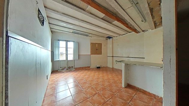 Foto 2 de Piso en venta en Centre - Tortosa de 2 habitaciones con balcón