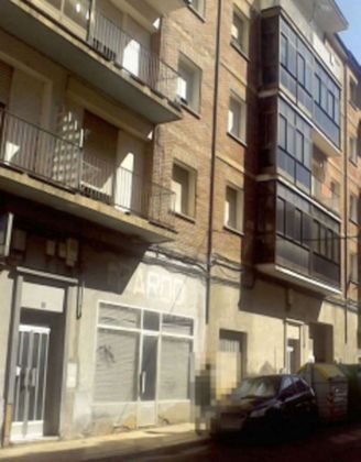 Foto 2 de Pis en venda a Centro - Ponferrada de 3 habitacions amb terrassa