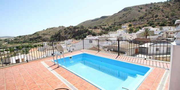 Foto 1 de Pis en venda a Sorbas de 3 habitacions amb terrassa i piscina