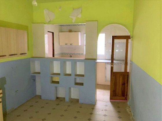 Foto 2 de Casa en venda a Herencia de 5 habitacions amb terrassa i garatge
