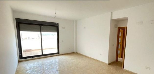 Foto 2 de Piso en venta en Sant Joan de Moró de 3 habitaciones con terraza y garaje