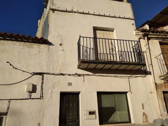 Foto 1 de Casa adosada en venta en San Vicente de Alcántara de 2 habitaciones con balcón