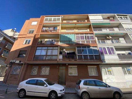 Foto 1 de Pis en venda a Olesa de Montserrat de 2 habitacions amb balcó i aire acondicionat