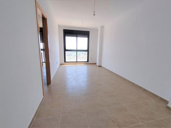 Foto 1 de Venta de piso en Torreblanca de 2 habitaciones con garaje y ascensor