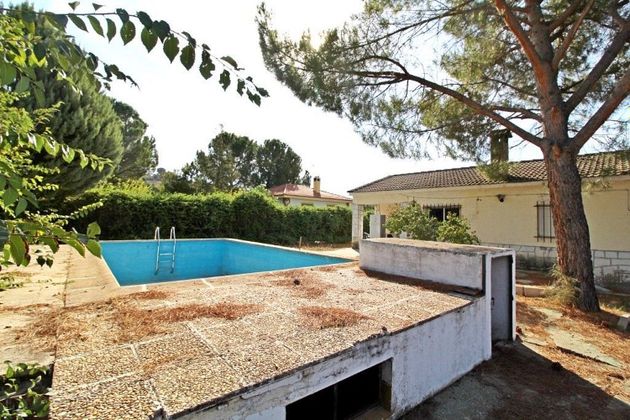 Foto 1 de Casa en venda a Illana de 3 habitacions amb terrassa i piscina