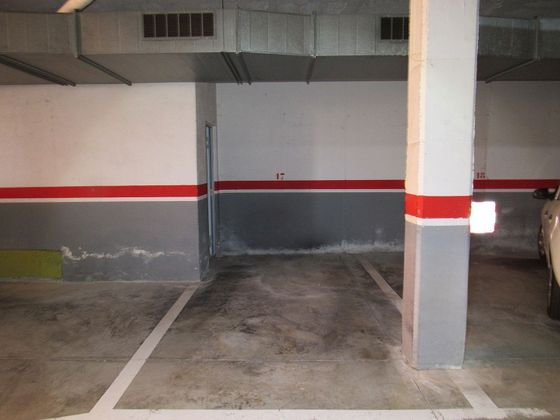 Foto 2 de Garaje en venta en Esparreguera de 12 m²