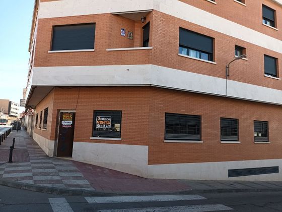 Foto 2 de Pis en venda a Carretera de Córdoba - Libertad de 3 habitacions amb balcó i ascensor