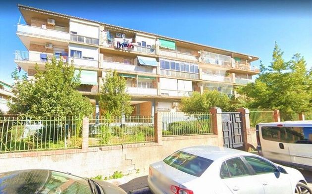 Foto 1 de Pis en venda a Polígono Cartuja – La Paz de 3 habitacions amb balcó