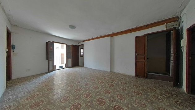 Foto 1 de Venta de piso en Lucena del Cid de 3 habitaciones con garaje