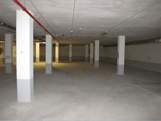 Foto 2 de Garatge en venda a Sarria de 29 m²