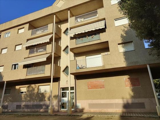 Foto 1 de Venta de piso en Poblenou - L'Olivar Gran de 4 habitaciones y 90 m²