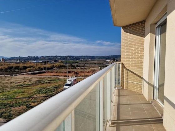 Foto 1 de Pis en venda a Alberic de 4 habitacions amb balcó i ascensor