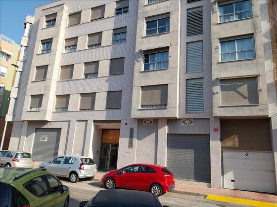 Foto 2 de Pis en venda a Vall d´Uixó (la) de 3 habitacions amb garatge i balcó
