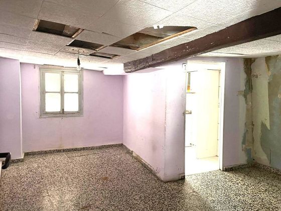 Foto 1 de Venta de casa en Calahorra de 4 habitaciones y 183 m²