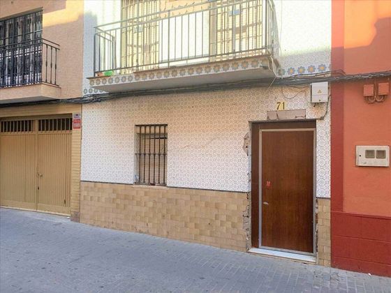 Foto 2 de Casa adossada en venda a La Plata de 3 habitacions i 108 m²