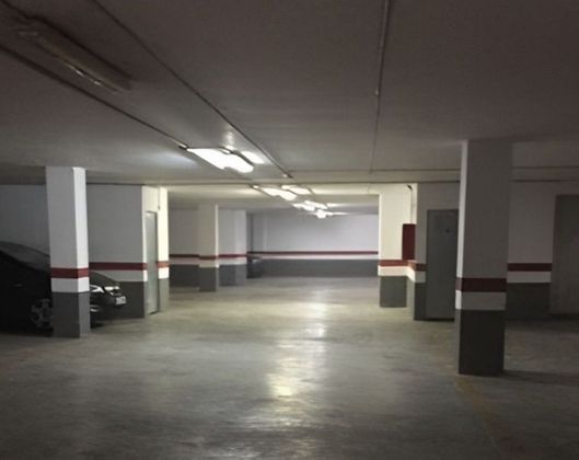 Foto 1 de Garaje en venta en Núcleo Urbano de 31 m²