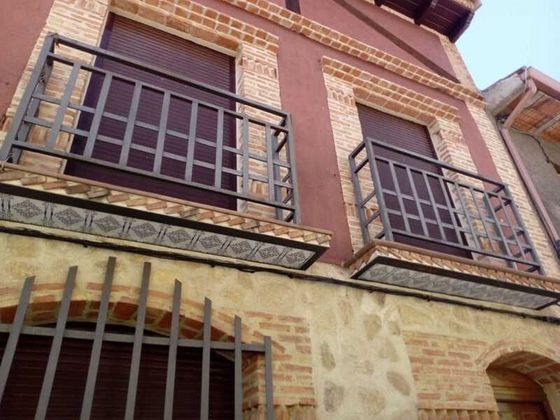 Foto 2 de Piso en venta en Tiemblo (El) de 4 habitaciones con balcón